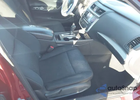 2017 Nissan Altima 2.5 S из США, поврежденный, VIN 1N4AL3APXHC246448